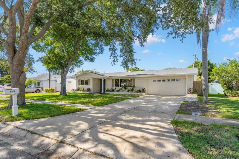 2441 Fairbanks Dr, FL