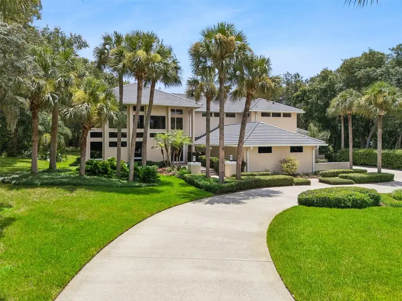 632 E Club Cir, FL