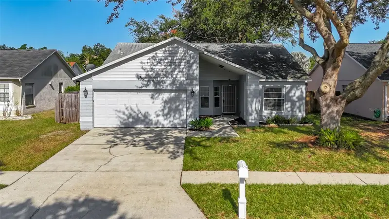 13436 Silvercreek Dr, FL