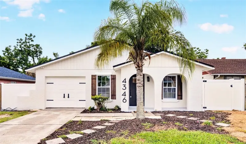 4346 Daubert St, FL