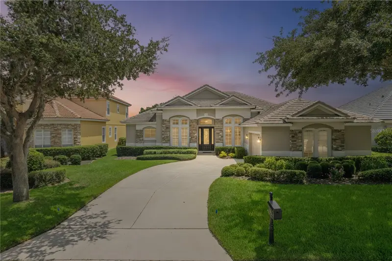 1206 Saint Albans Loop, FL