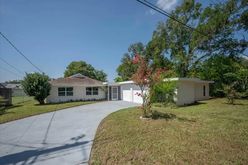 1925 John Arthur Way, FL