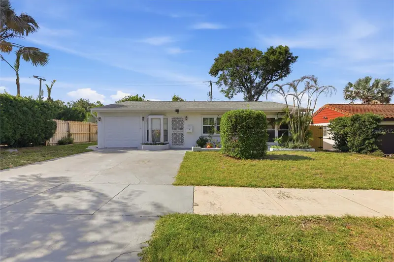 120 Valencia Rd, FL