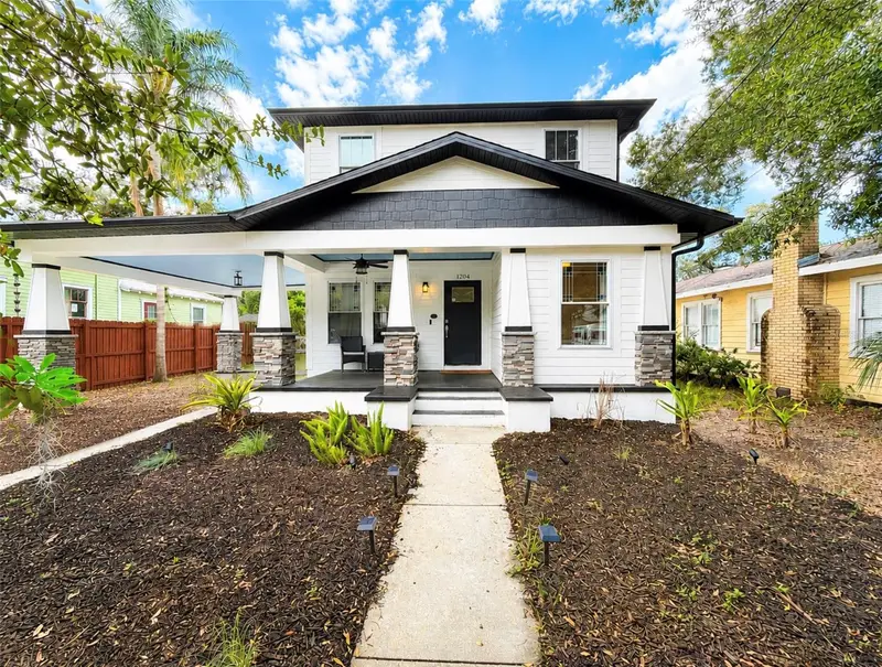 1204 E Ellicott St, FL