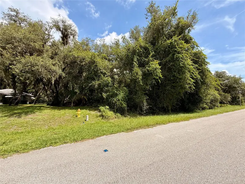 5717 Sun Valley Dr, FL