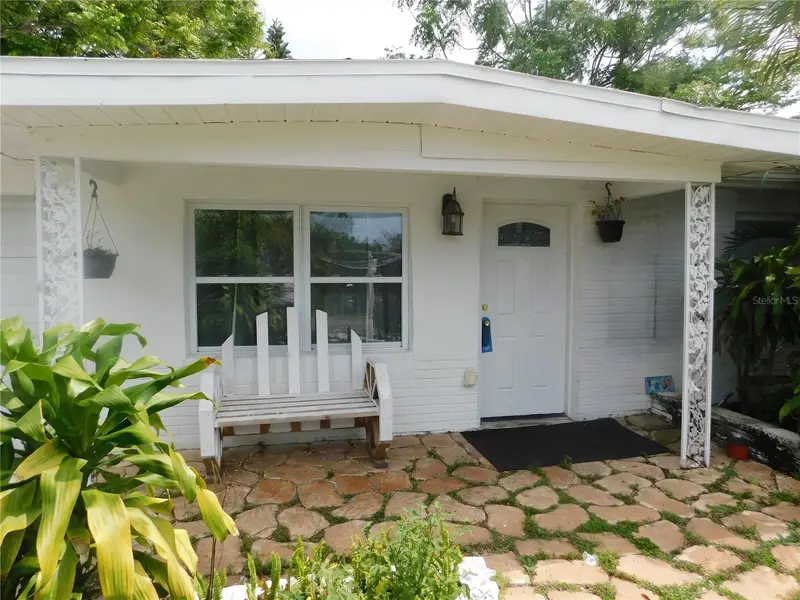 4542 Belfast Dr, FL