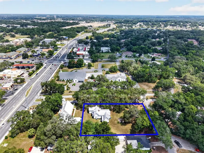 112 W Mcclendon St, FL