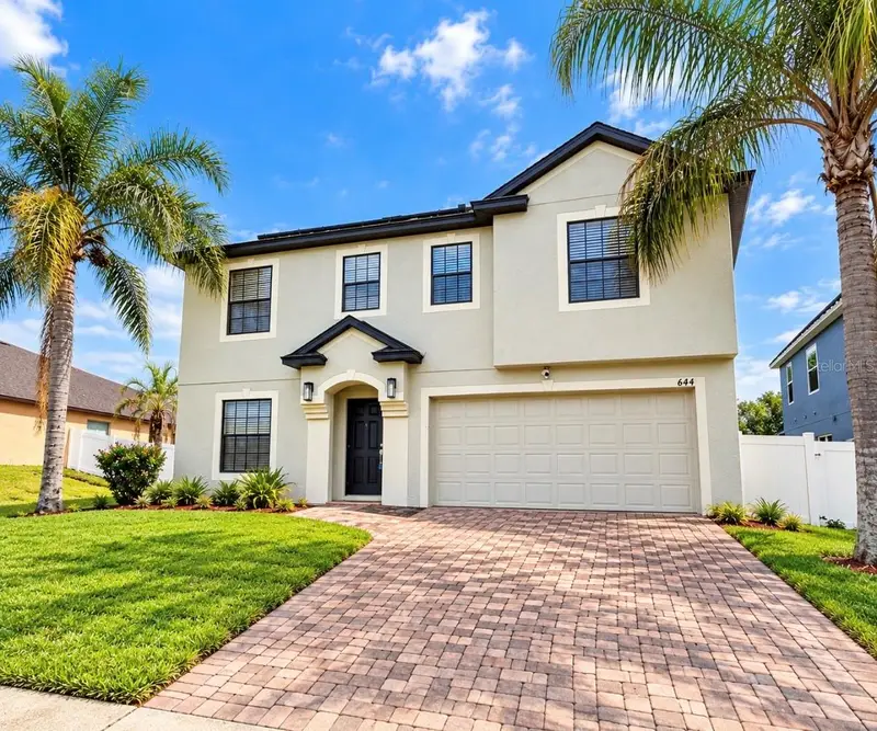 644 Savannah Preserve Loop, FL