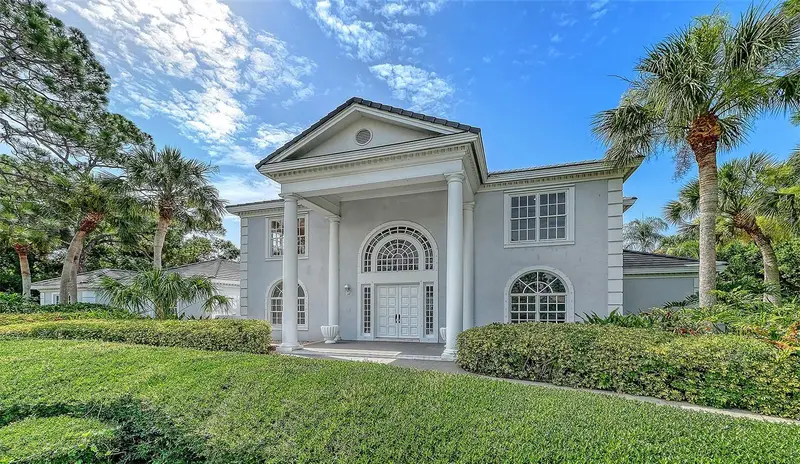 916 Macewen Dr, FL