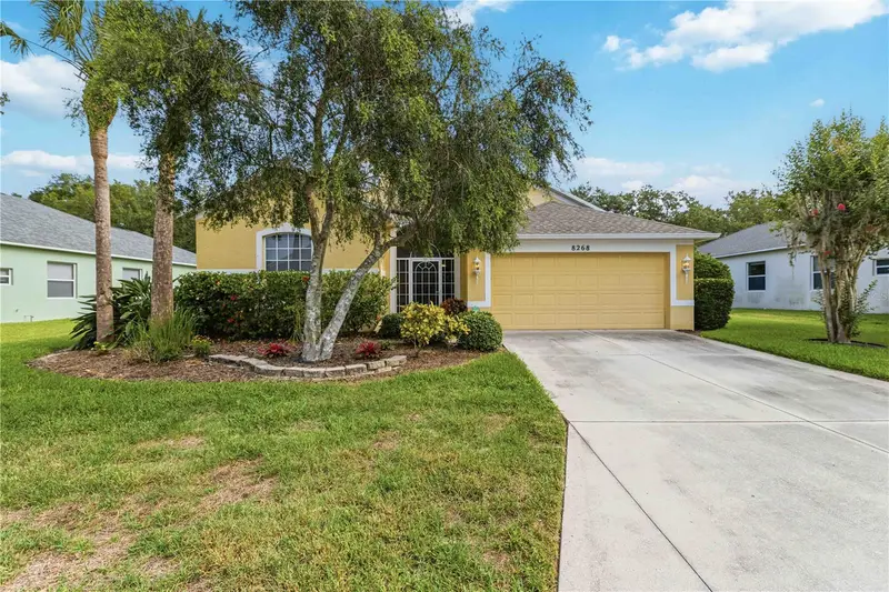 8268 47th Street Cir E, FL