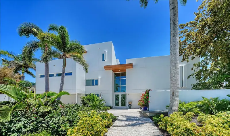 246 Morningside Dr, FL