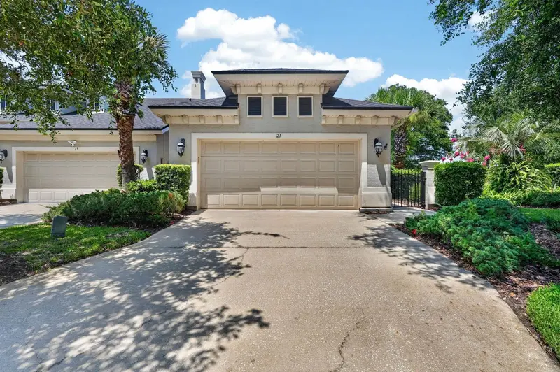 21 River Landing Dr, FL