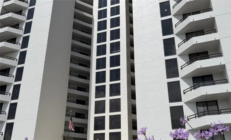3855 S Atlantic Ave #702, FL