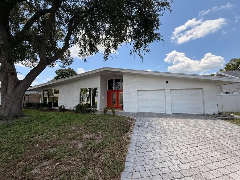 217 Yarmouth Rd, FL