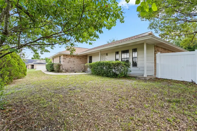 1949 Dupont Ct, FL