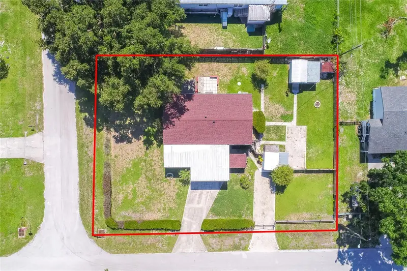 2510 Island Oaks E, FL
