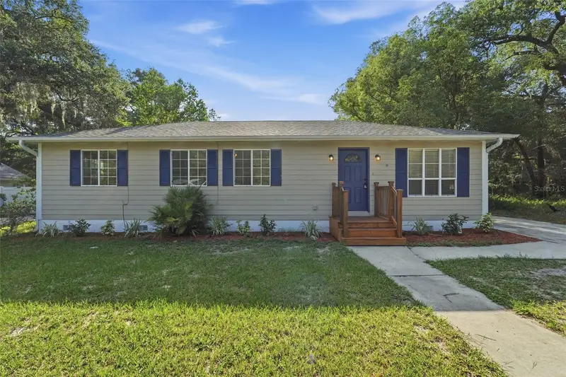 451 S Blue Lake Ave, FL