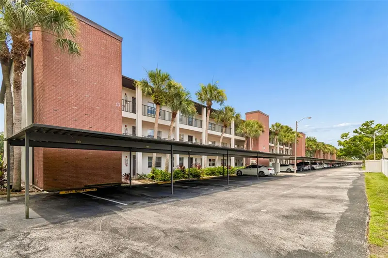 2438 Enterprise Rd #25, FL