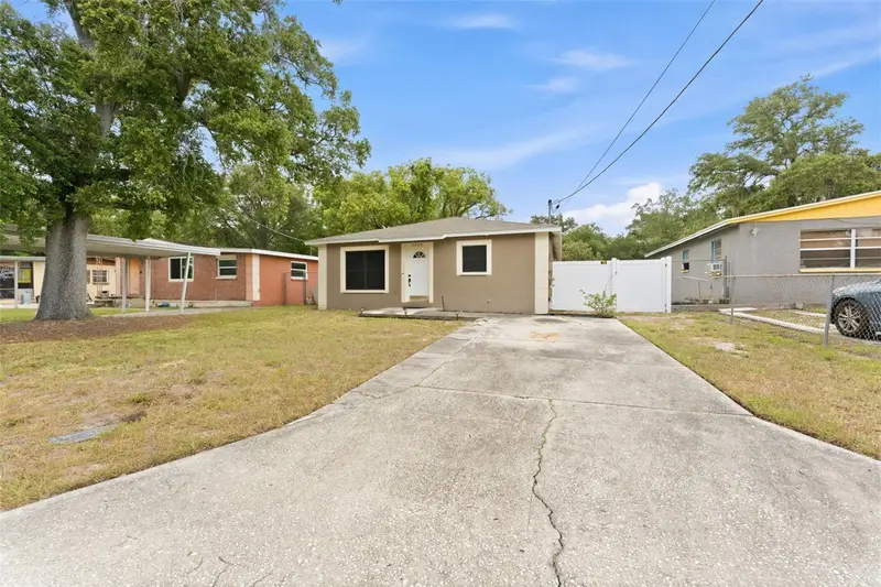 3708 E Idlewild Ave, FL