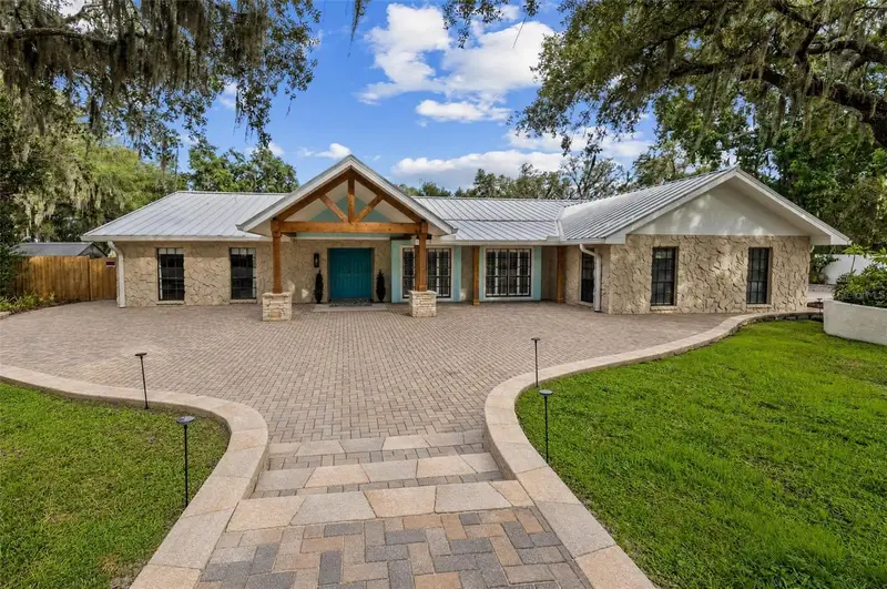 11310 Donneymoor Dr, FL