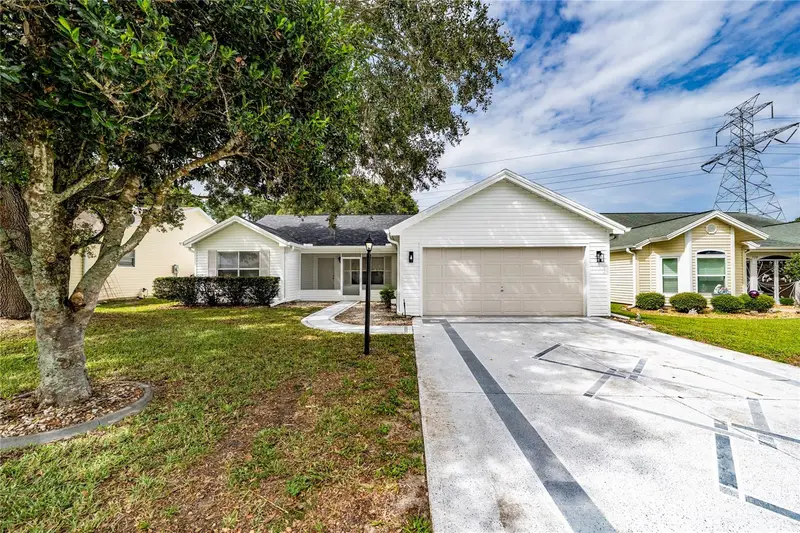 Lady Lake / The Villages pending