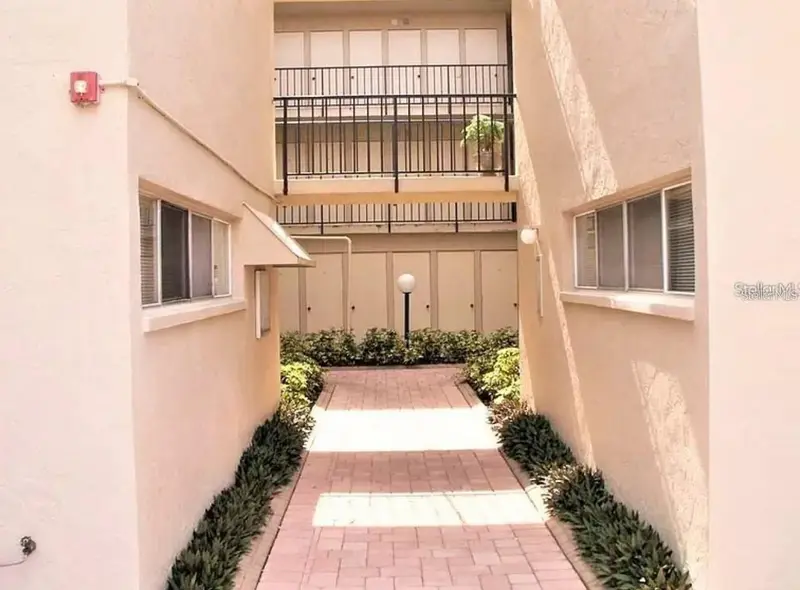2763 Woodgate Ln #211, FL
