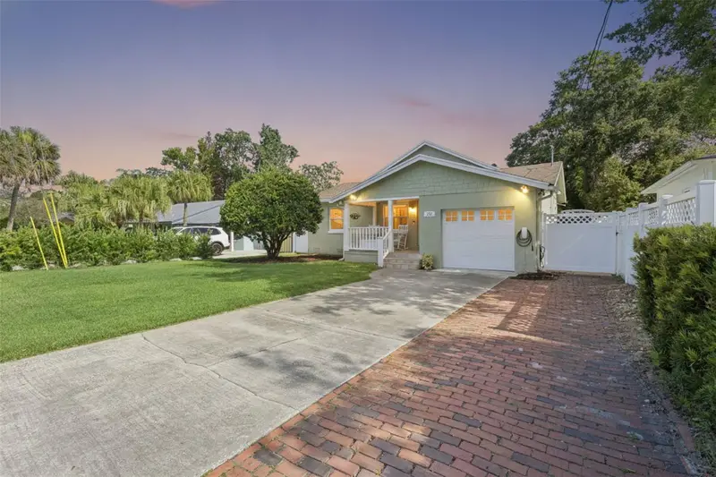 309 Niblick Way, FL