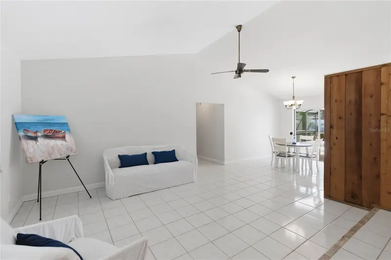665 Murphy Rd, FL