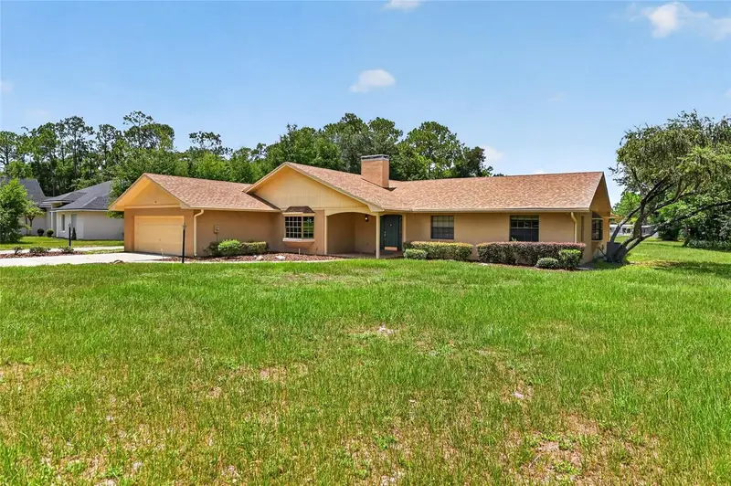 815 Lake Ned Rd, FL