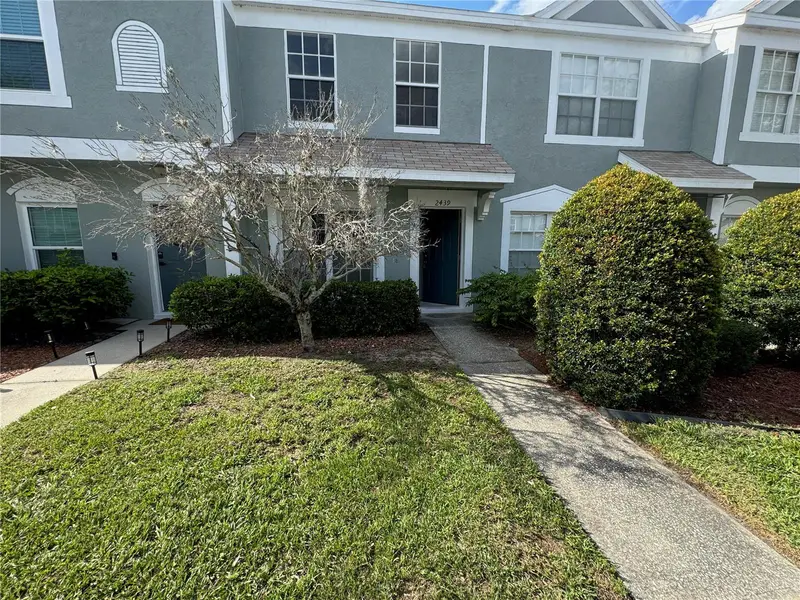 2439 Lake Woodberry Cir, FL
