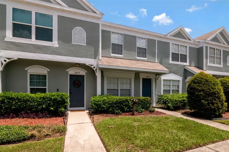 2439 Lake Woodberry Cir, FL