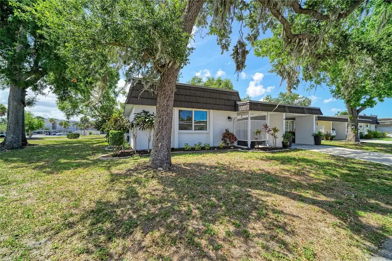 1520 Lakeside Way #147, FL