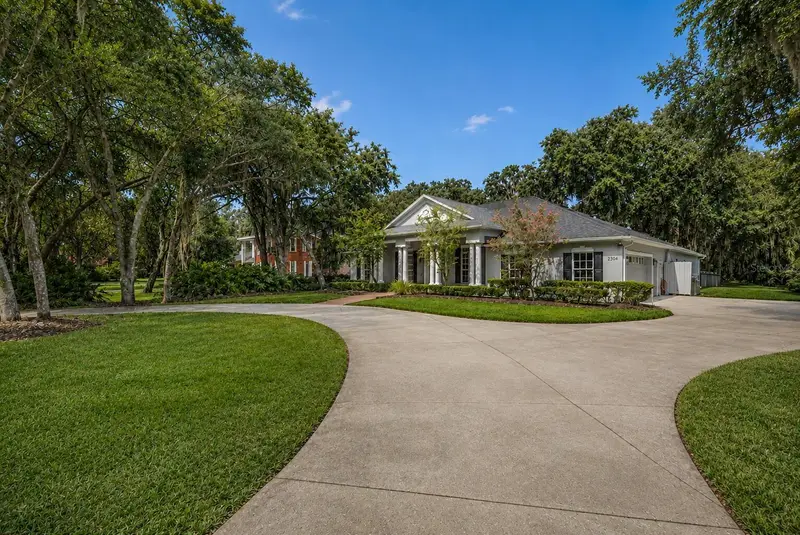 2304 Indian Mound Trl, FL
