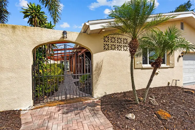 10472 Orange Blossom Ln, FL