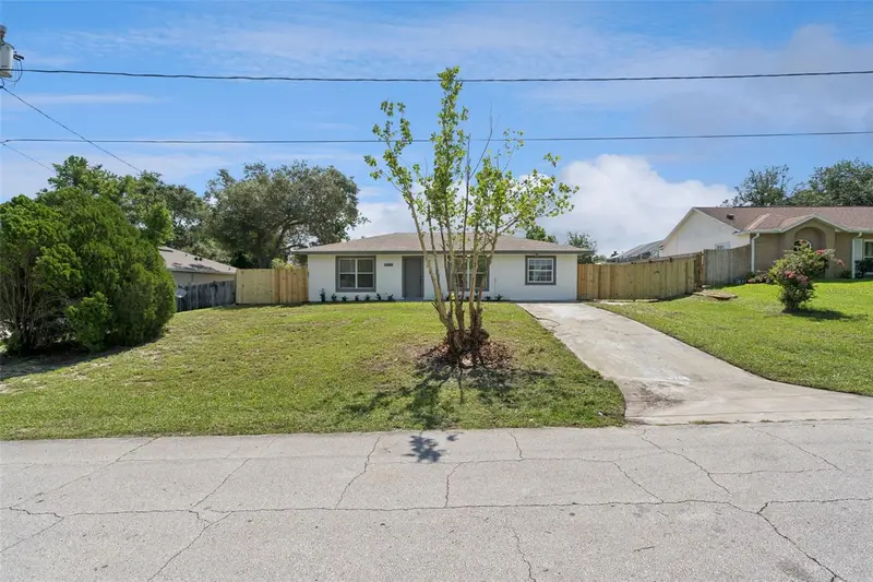 2715 Timberlake Ave, FL