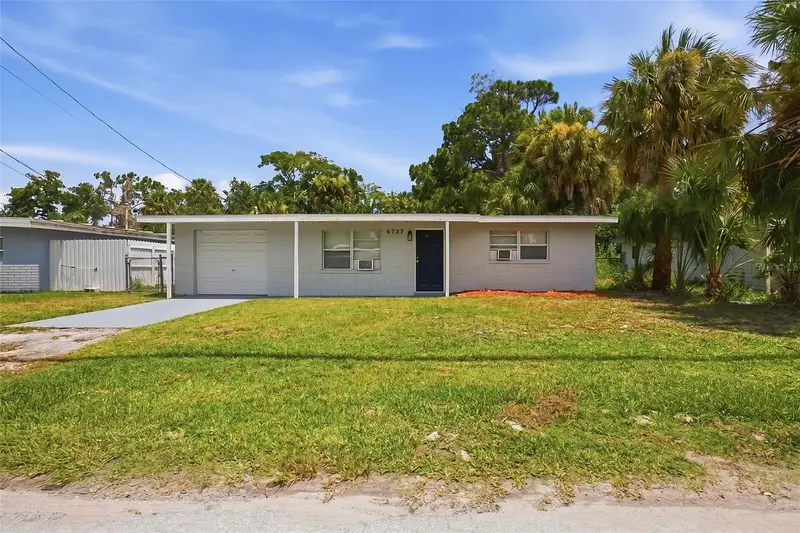 6727 Sandra Dr, FL
