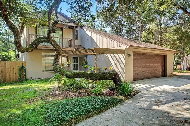 284 Clearview Rd, FL