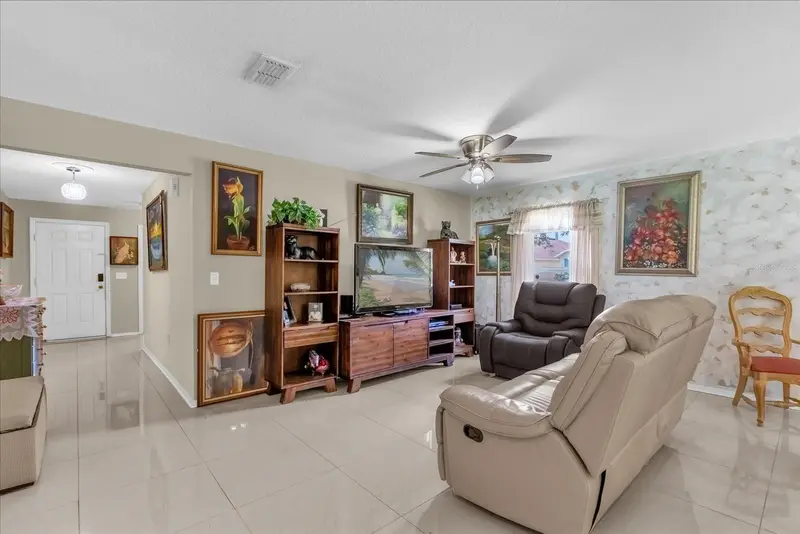 104 Verdi St, FL
