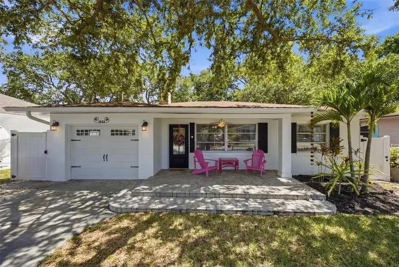 1023 Granada St, FL