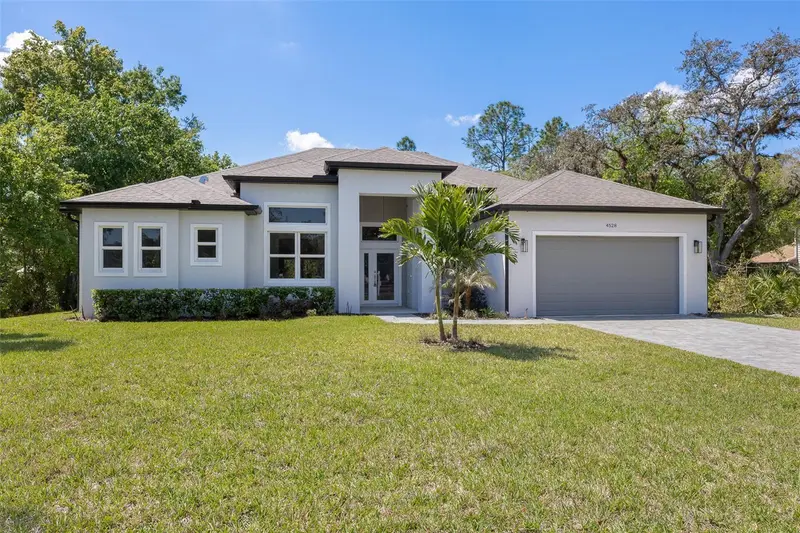 4531 Yorkshire Ln, FL