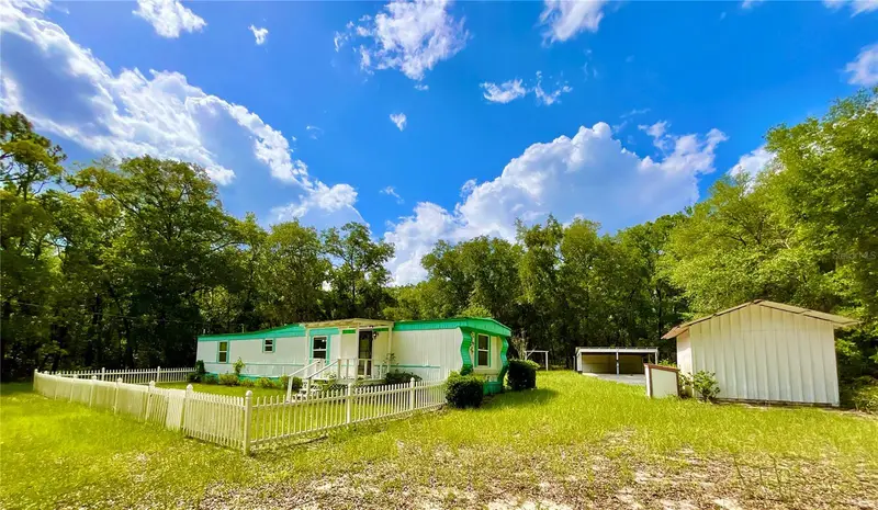 8232 Swan Lake Rd, FL