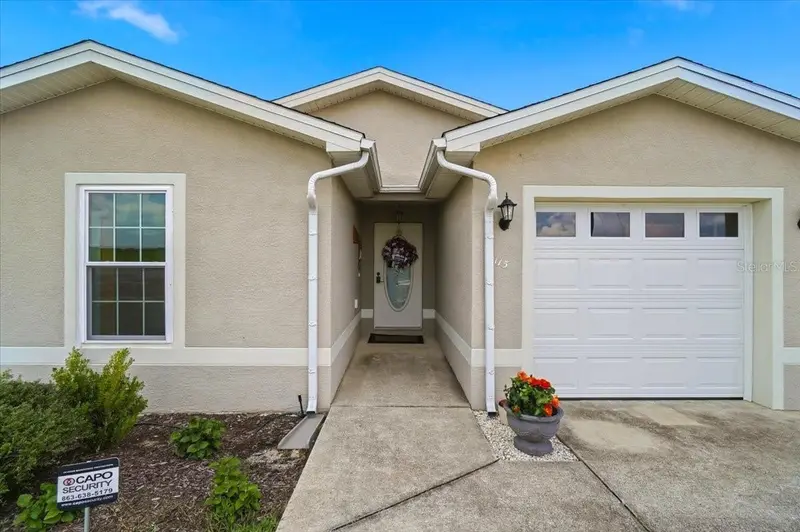 115 Seminole Rd, FL