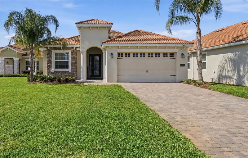 8954 Fluffy Lie Ct, FL