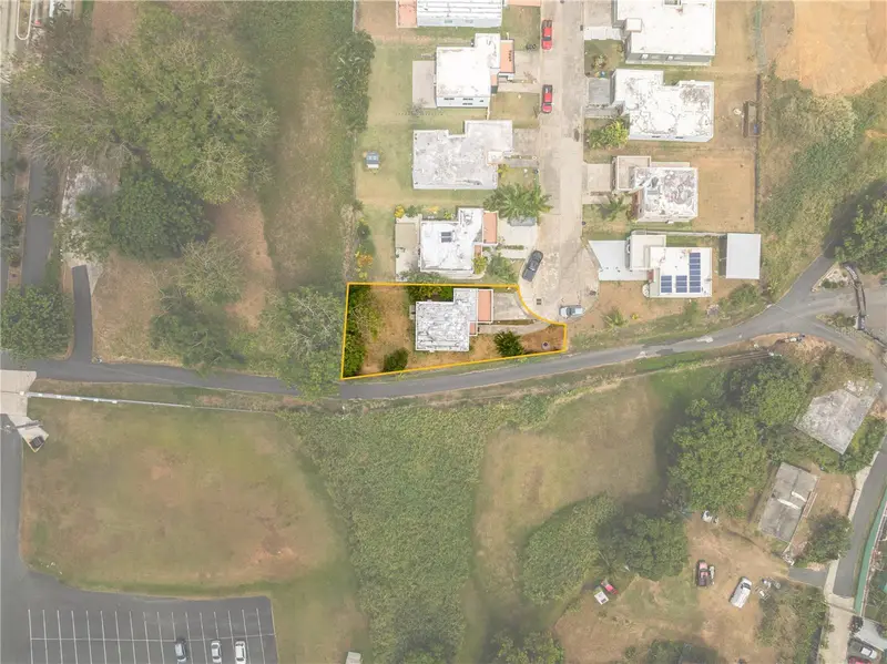 D-17 Urb. Vista Verde, PR