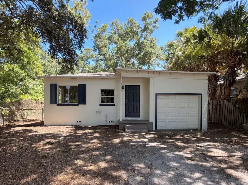 2235 45th Ave N, FL