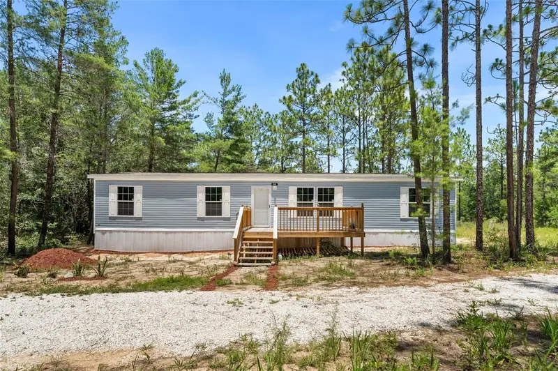 419 Lily Trl, FL