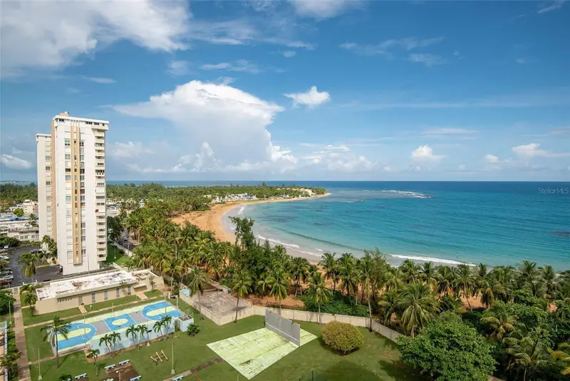 1404 Cond Playa Azul Iii #1404, PR