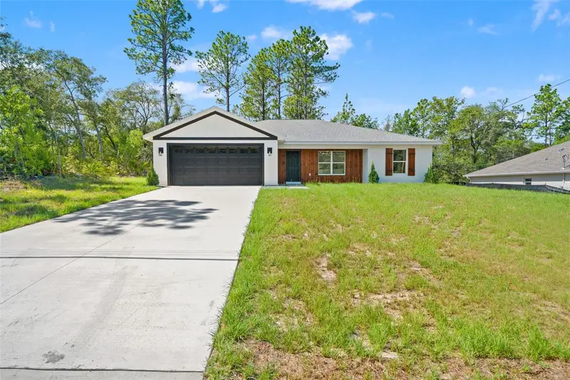 2784 W Paragon, FL