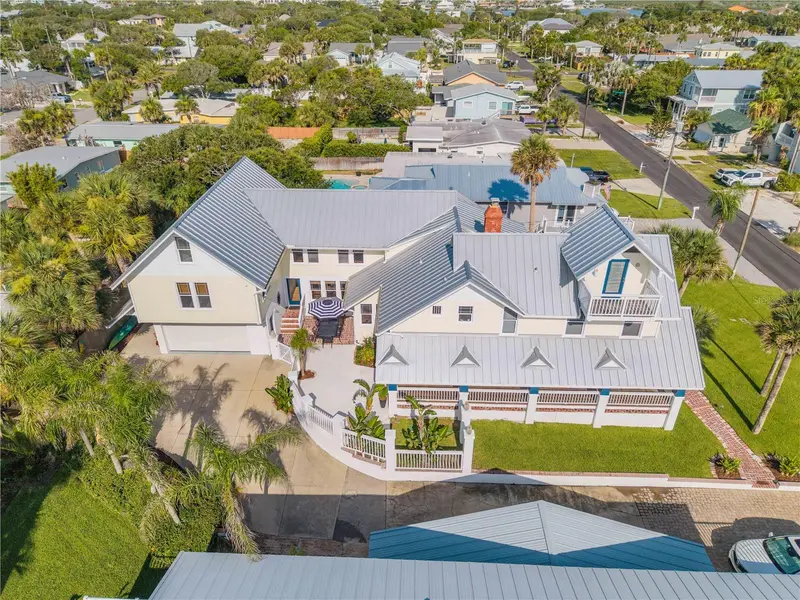 315 Due East St, FL