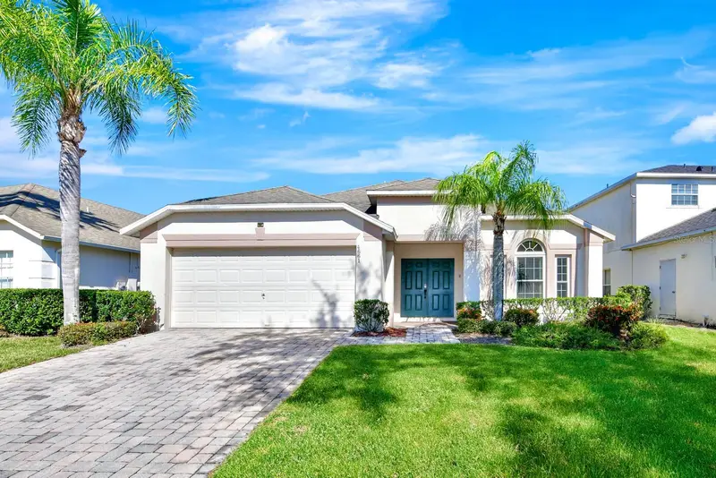 4661 Cumbrian Lakes Dr, FL